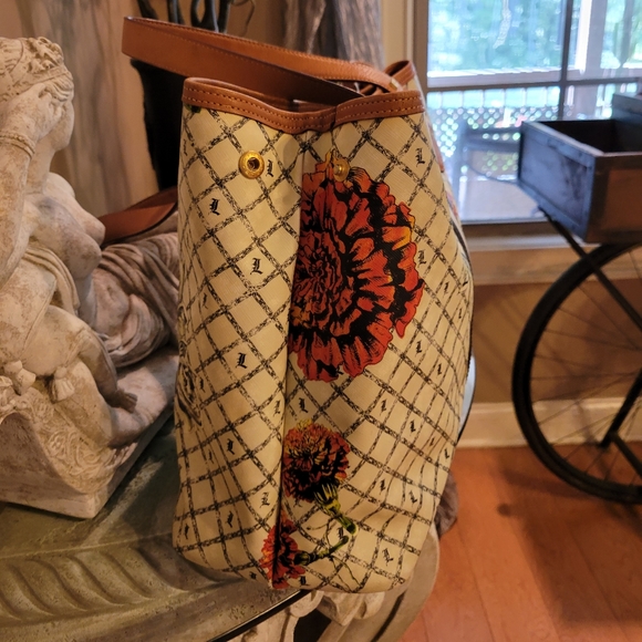 L.A.M.B. by Gwen Stefani Marigold Bag #365 - Picture 10 of 16